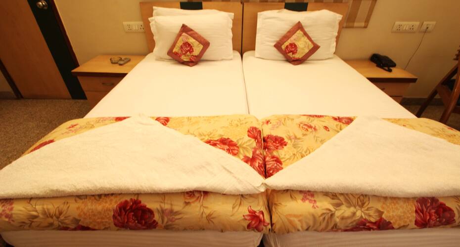 Anand Hospitality, Gurgaon 5
